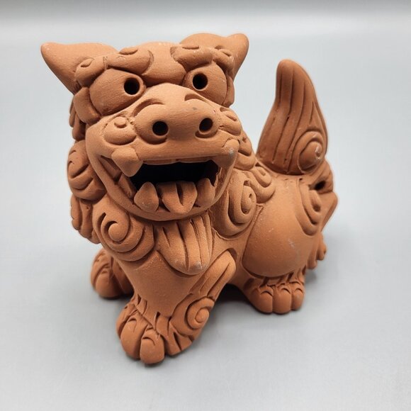 Set of 2 Okinawan Shisa Foo Dog Guardian Lions Figurines Terra Cotta Clay 3.5" - Picture 10 of 16